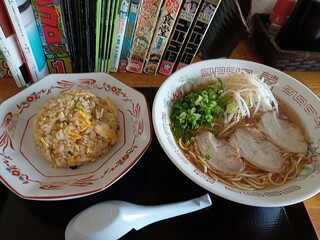 Mikanno Ie - チャーハンとラーメン