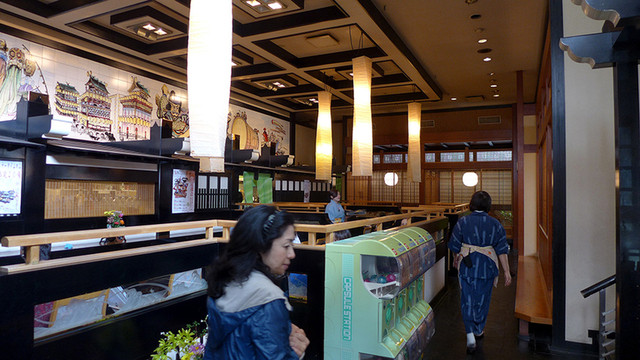 Shiratorikourahonten 名古屋市南部 螃蟹 食べログ 繁體中文