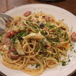 2tsumoli  - サルシッチャと夏野菜のスパゲッティ