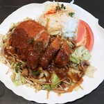 カフェドムッシュ - カツソバサラダ