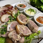 Mangetsu - 豚足セット