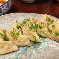 上海料理 四季陸氏厨房 - 