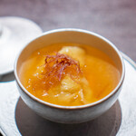 Ji-Cube - 具沢山の蒸しスープ餃子