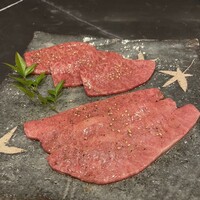焼肉 拍手喝采 - ミスジ（福島）、イチボ（宮崎）