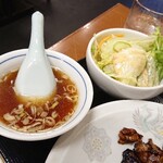 新香飯店 - スープ&サラダ