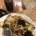 中華料理 煌 - 予想してたの違った中華丼、とレモンサワー♪(´ε｀ )