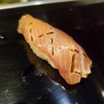 金寿司 - ブリ