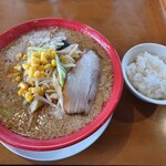 拉麺厨房 福麺 - 背脂味噌ラーメン@800円