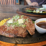 ベリーベリーファーム上田 レストラン - ワイドステーキ