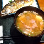 和食 しら田 - やき魚(鯖)ととん汁定食 900円 ♪