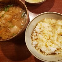 銀平 北新地店 - 豚汁とご飯おかわりで、卵かけご飯♪