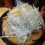 萬馬軒 - ネギ味噌ラーメン(940円)