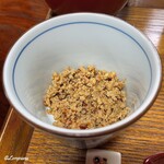 Mizudaki Manjirou - ピリ辛味の鶏そぼろ