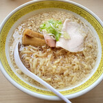 RAMEN RS 改 - 背脂中華そば醤油大盛り850円(水曜日は大盛りサービス)