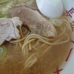 名代長浜ラーメン - 2022.08#1・麺は珍しく太い