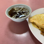 栄楽 - 中華スープはアツアツ