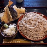 味奈登庵  - つけ天そば