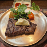 ステーキハウス キッチンリボン - 