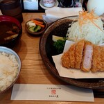 Tonkatsu Akari - 平日のお昼限定 ロースかつランチ定食