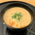 The Wing Business Class Lounge - 2019/08/02 人気の坦々麺