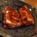 たちばな - お通しの煮こごり