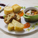 セレクトスープ＆パン盛り合わせセット