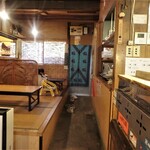 チャンポンの店 松露 - 店内