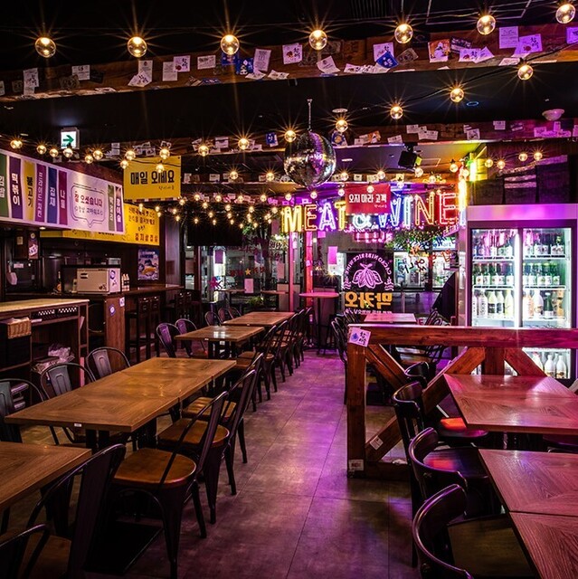 座席 : 韓国大衆酒場 ラッキーソウル - 新橋/韓国料理 | 食べログ