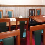 タイ料理ピン トン - 店内の様子