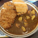 CoCo壱番屋 - 料理写真:手仕込みとんかつカレー、チキンカツ、やさい