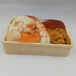 魚河岸 ひかり寿司 - 海の幸弁当(2400円)
