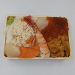 魚河岸 ひかり寿司 - 海の幸弁当(2400円)