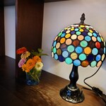 リッチ - かわいらしいお花とステンドグラス