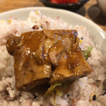 カレーの健ちゃん - 煮込まれた肉