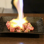 ルッカ - 炙りユッケ