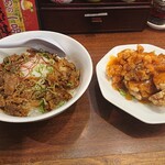 Oosaka Oushou - 下田特製牛丼 大と鶏のカレー甘酢あんかけ