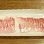 ディオ - 刺身をカットした後<左が天然真鯛、右がコショウダイ> (2022.08.10)