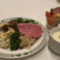 ロウリーズ・ザ・プライムリブ 恵比寿ガーデンプレイス店 - 