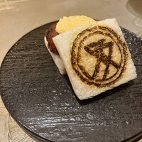 肉割烹ふたご 北新地店 - 