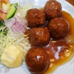 大養軒 - 肉だんごハーフ