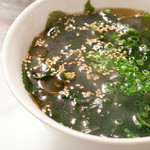 焼肉あさだ - わかめスープ