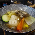 Kokumin Shukusha Oojou - 鱧と夏野菜の鍋