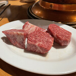 炭火焼肉ホルモン まるは - 