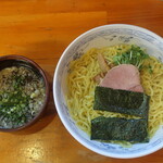 支那そば晴弘 - つけ麺 中盛　１０００円