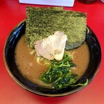 家系ラーメン 佐々喜家 - ラーメン650円麺硬め。海苔増し100円。