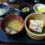 Yoshida - 岩国寿司定食