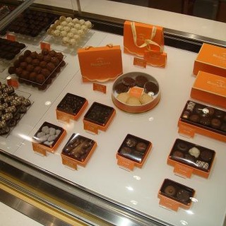 ショコラトリー ア ラ レーヌ アストリッド_2