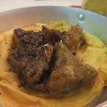 トラットリア 29 - 「カルチョーフィのオムレツ」：やんわりとした蒼さと玉子のコクに、
      レモンの酸味が春風のよう
      ♪