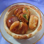 オーロール 東城屋 - パンバスケット￥450