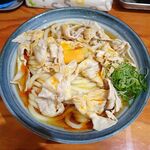 自家製さぬきうどんと肉 新橋甚三 - 肉たまぶっかけＲＥＤ（特大３玉）900円